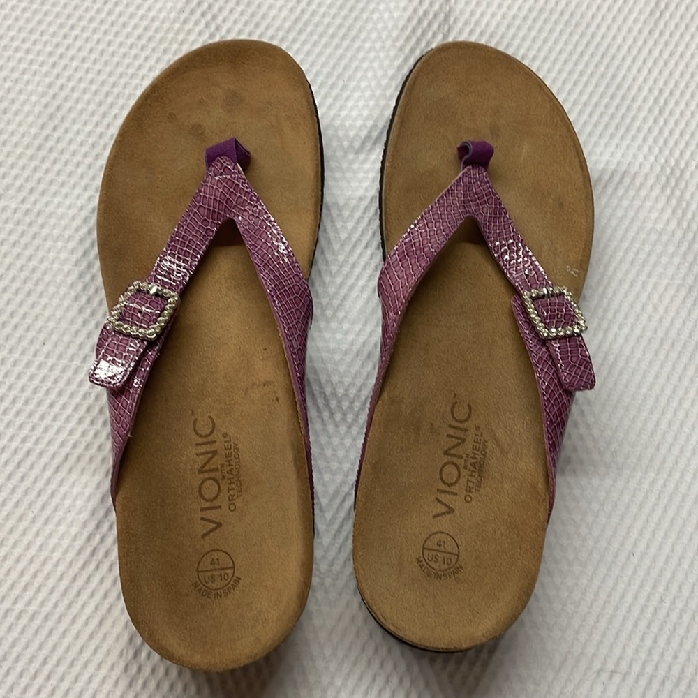 Vionic Women's Purple Sandals - Picture 8 of 9
